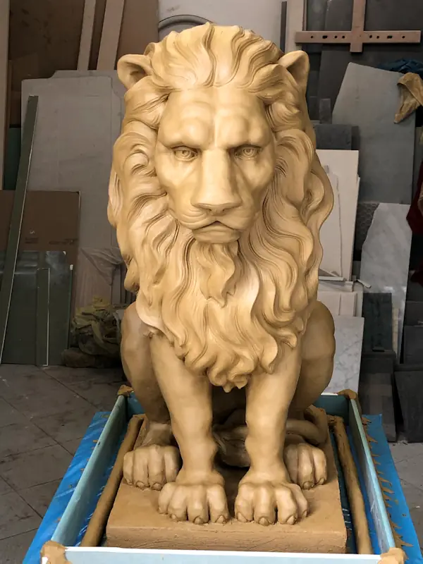 Löwenfigur