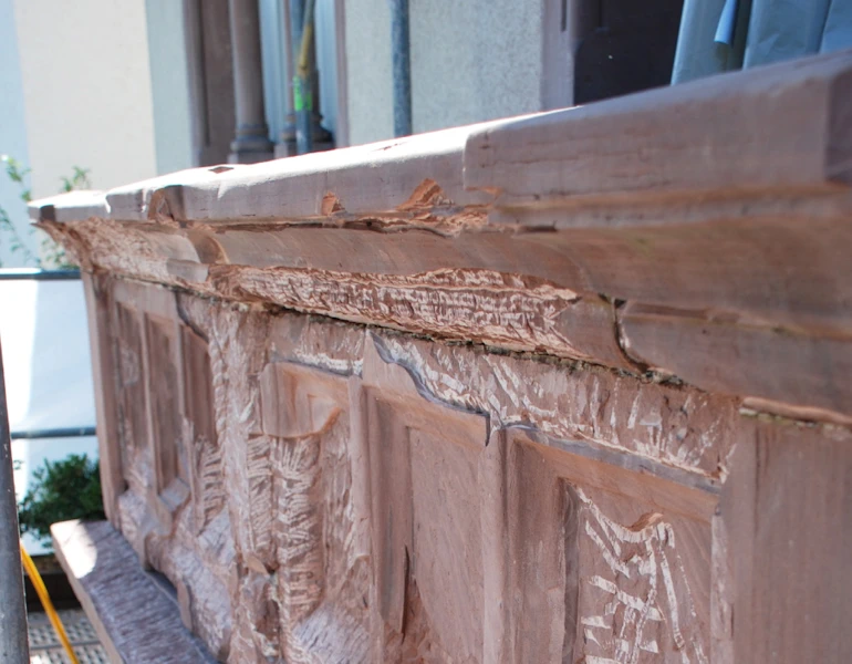 Fassadendetail vor Restaurierung